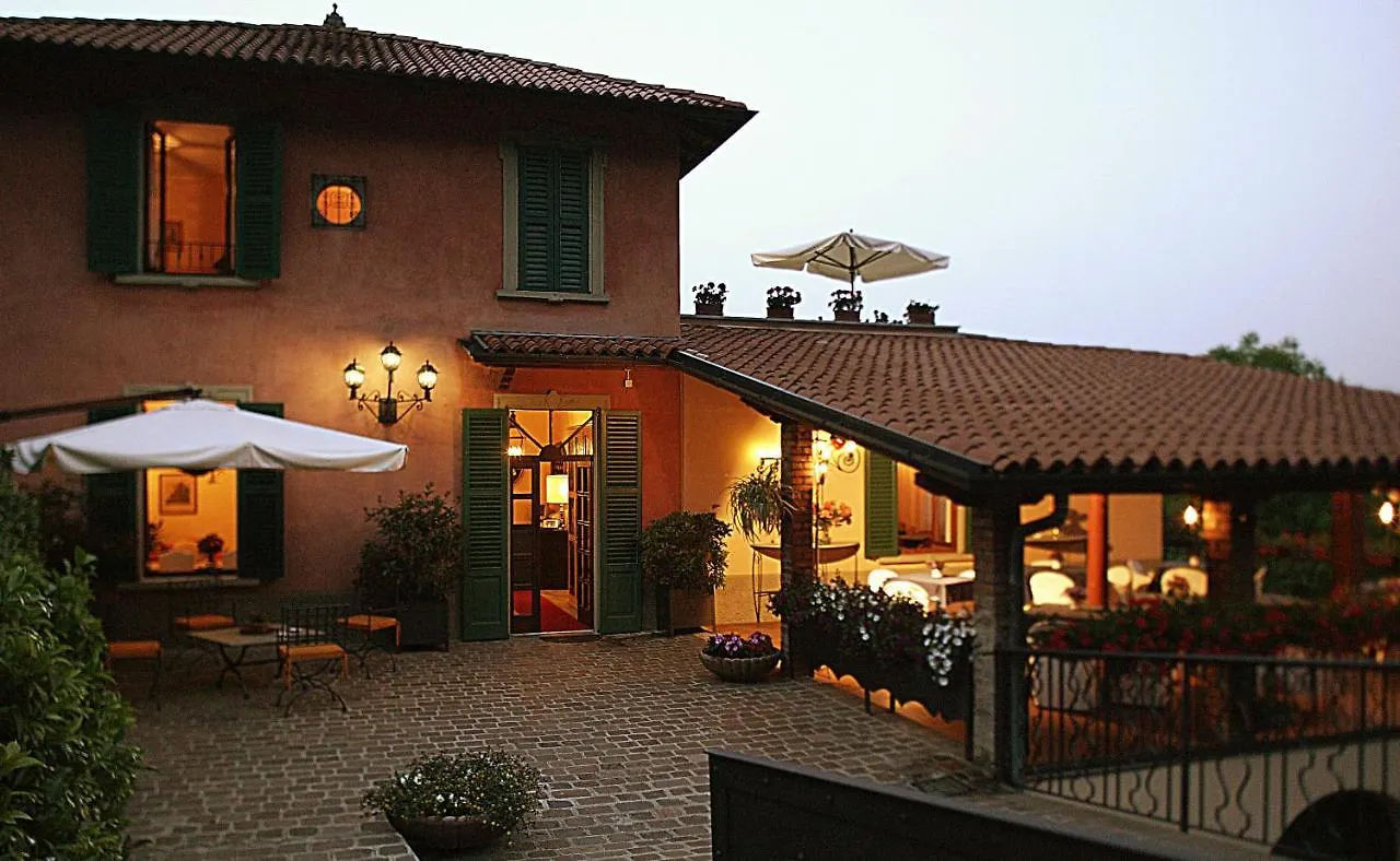** Hotel La Valletta Relais Bergamo Włochy