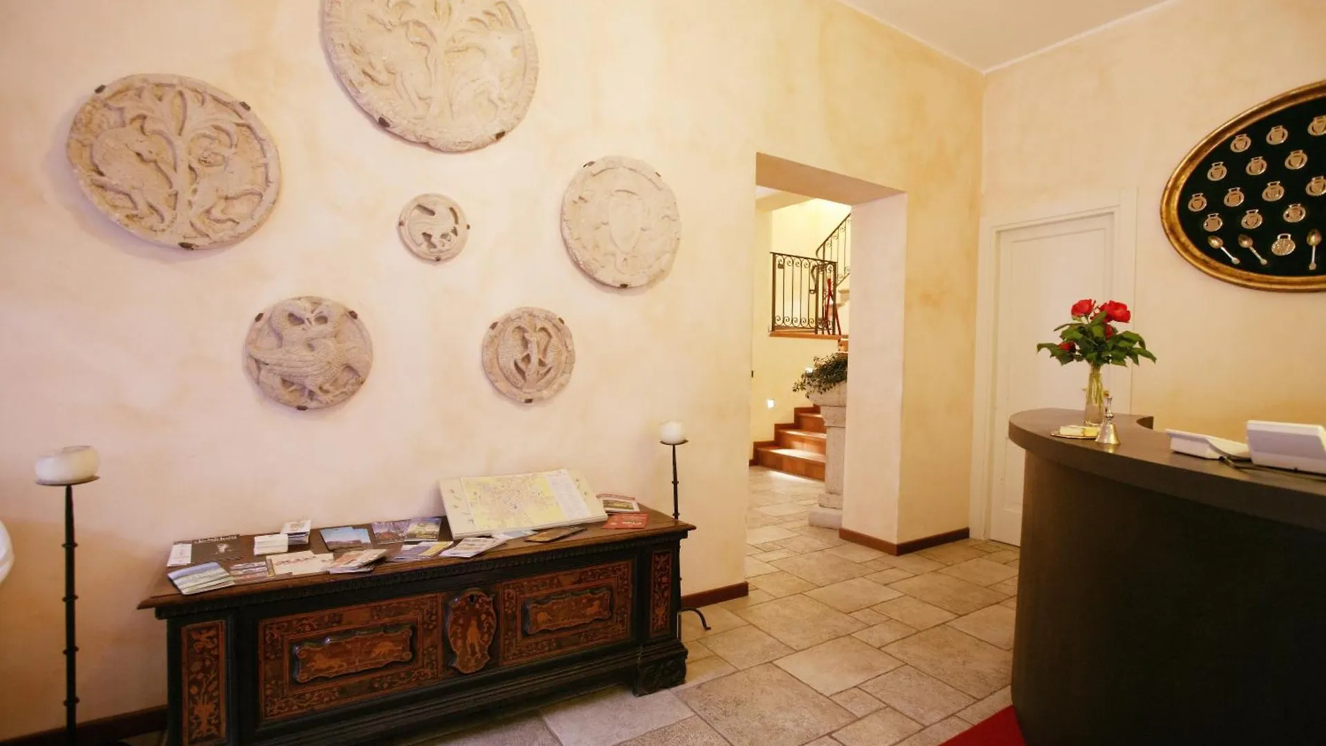 ** Hotel La Valletta Relais Bergamo Włochy