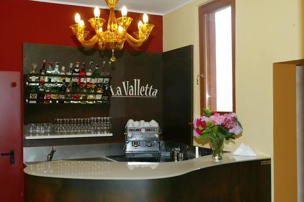 La Valletta Relais Bergamo 2*,